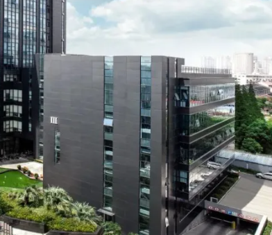 家装与工装空间设计差异对比及盐城宝翔装饰设计有限公司选型建议